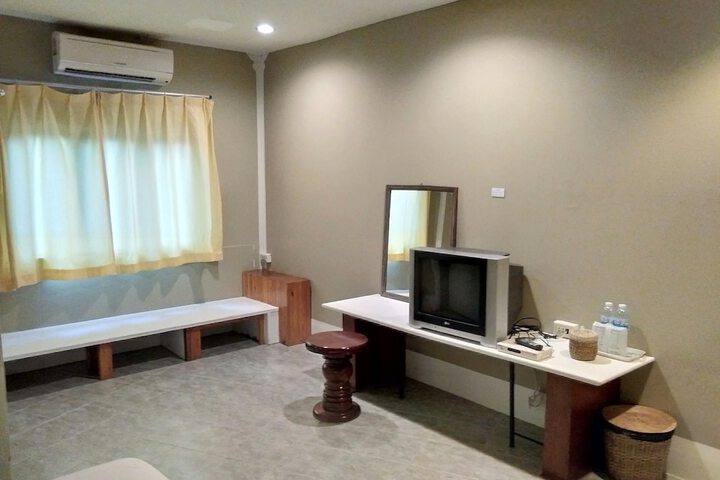 Room 66 of 104
