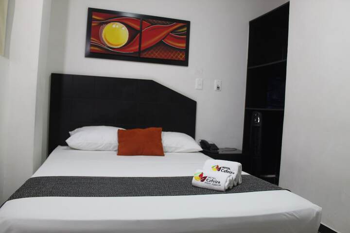 Room 14 of 35