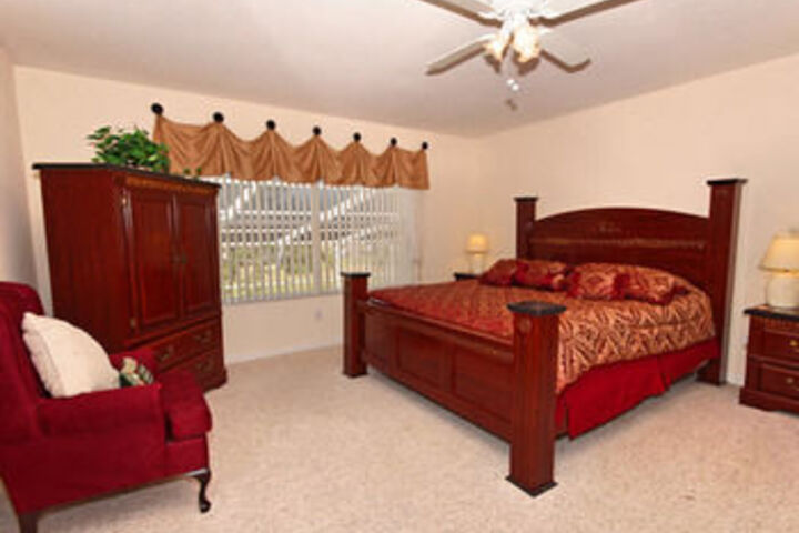 Room 137 of 380