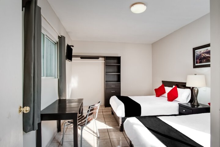 Room 32 of 63