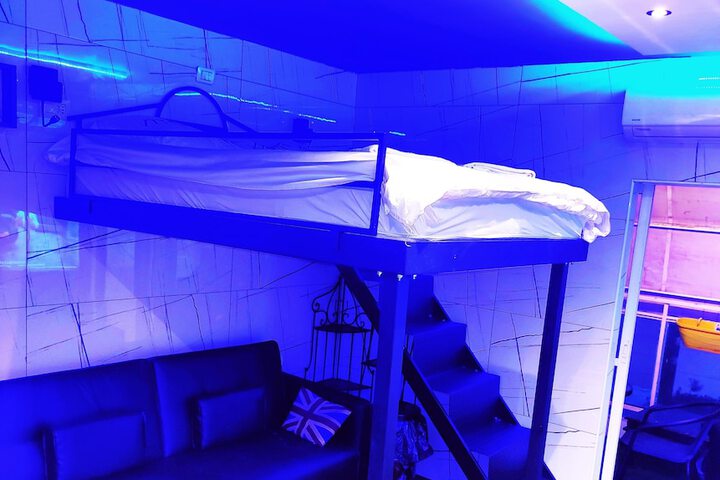 Room 14 of 53