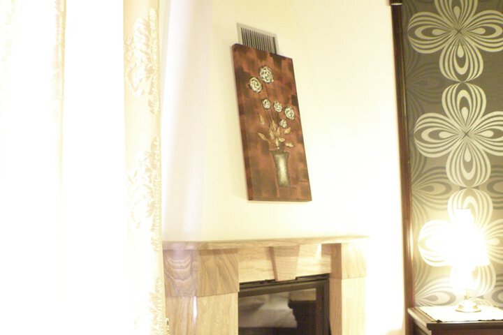 Room 15 of 53
