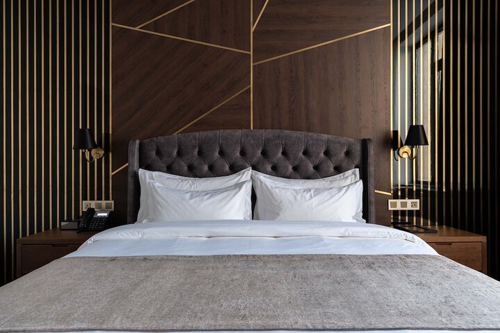 Room 28 of 114