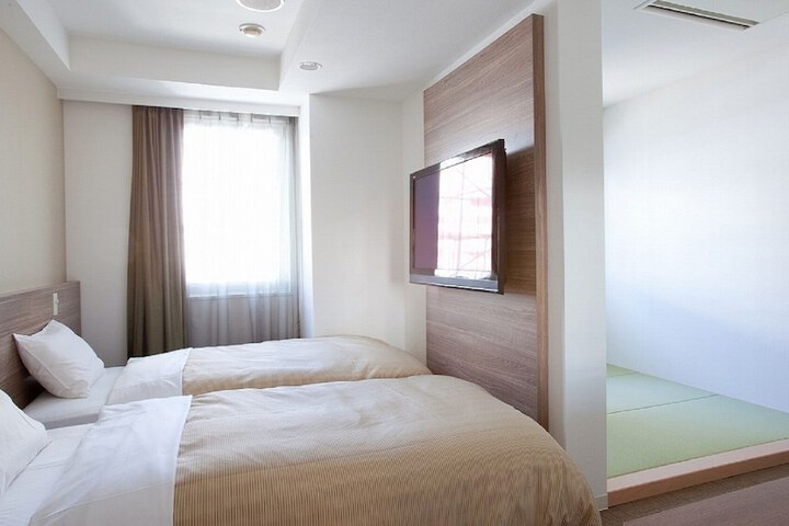 Room 29 of 75