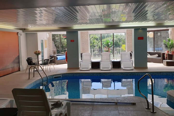 Pool 45 of 75