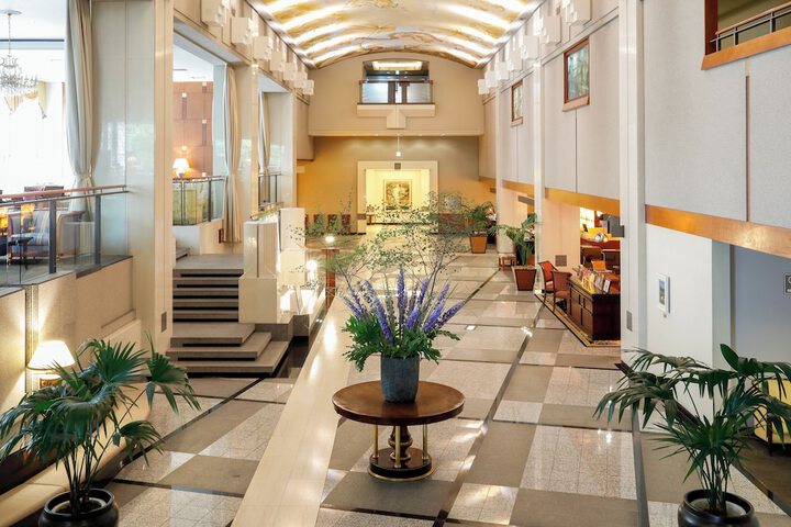 Hotel Interior 4 of 118