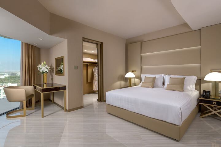 Room 15 of 78