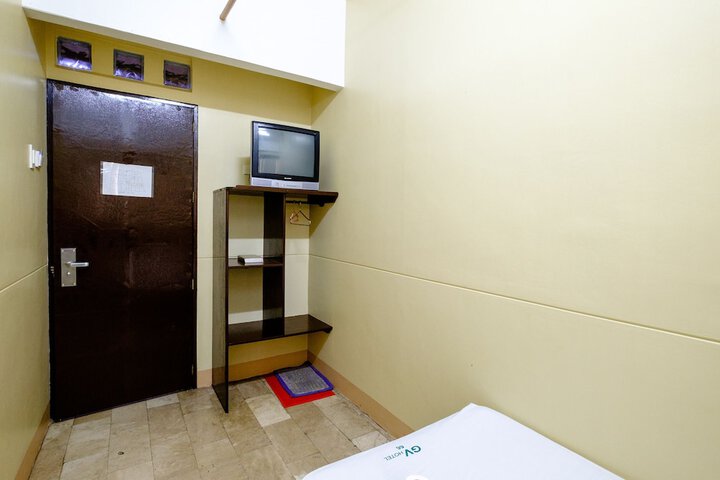 Room 4 of 22