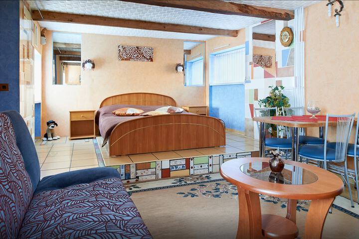 Room 3 of 59