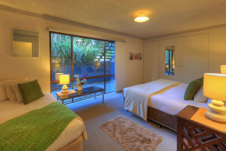 Room 5 of 48