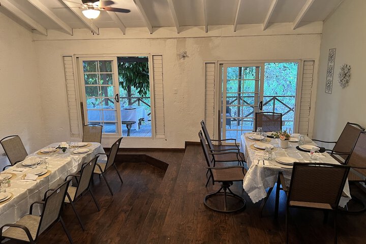 Dining 58 of 105