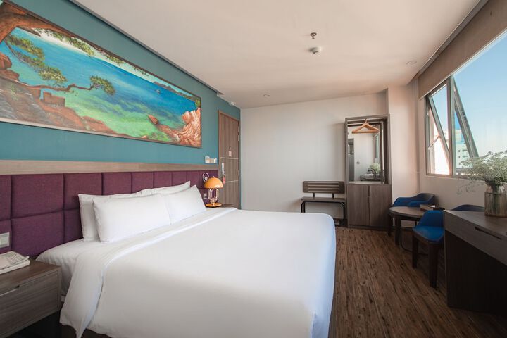 Room 17 of 130