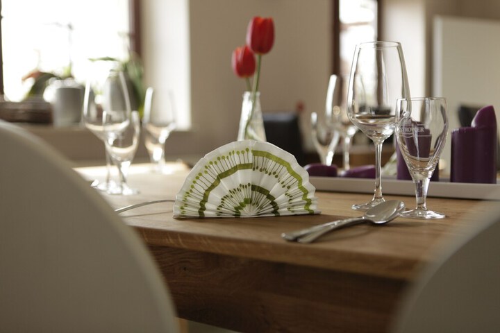 Dining 71 of 77