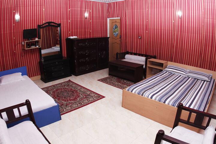 Room 15 of 19
