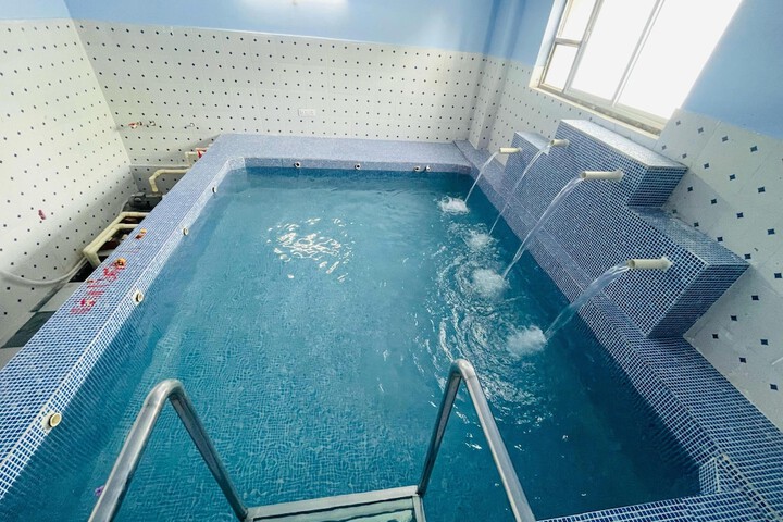 Pool 60 of 92