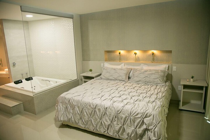 Room 8 of 53