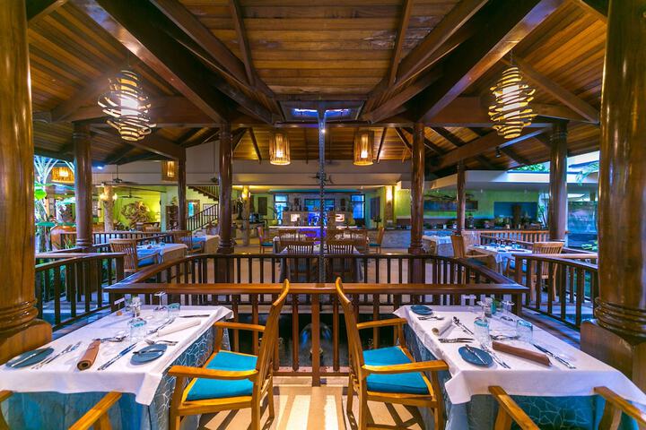 Dining 89 of 131