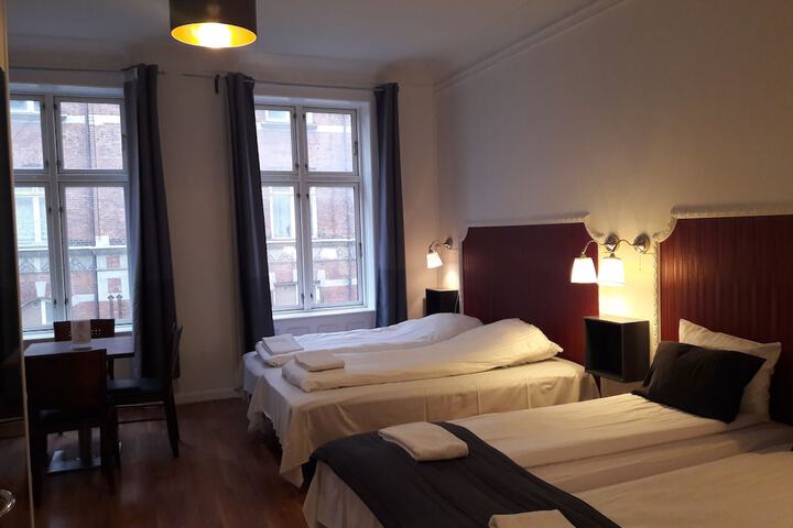 Room 16 of 56
