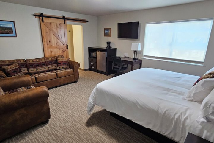 Room 8 of 37