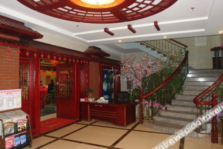 Hotel Interior 11 of 30