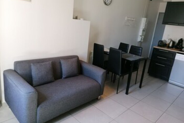 Room 15 of 38