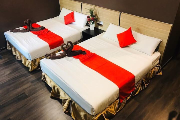 Room 3 of 13