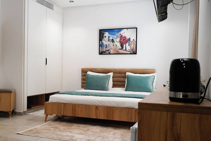 Room 31 of 46