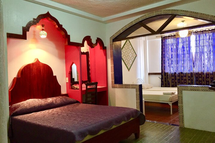 Room 10 of 42