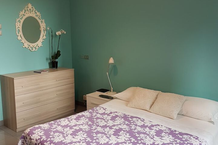 Room 8 of 32
