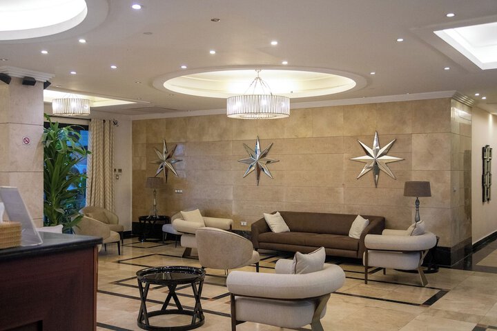 Hotel Interior 4 of 73