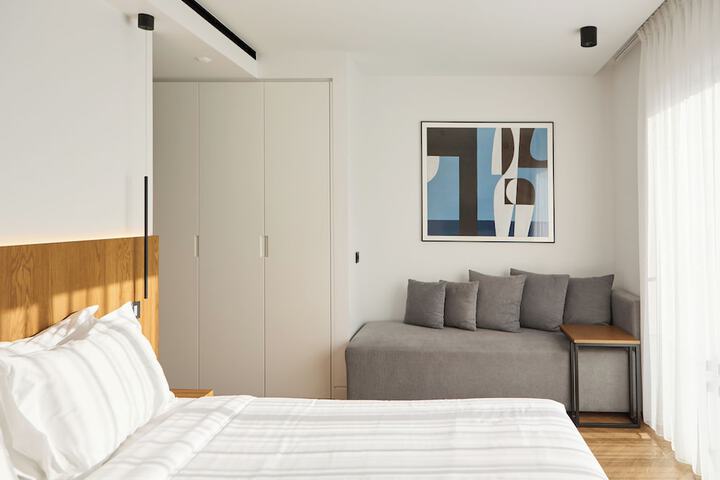 Room 20 of 76