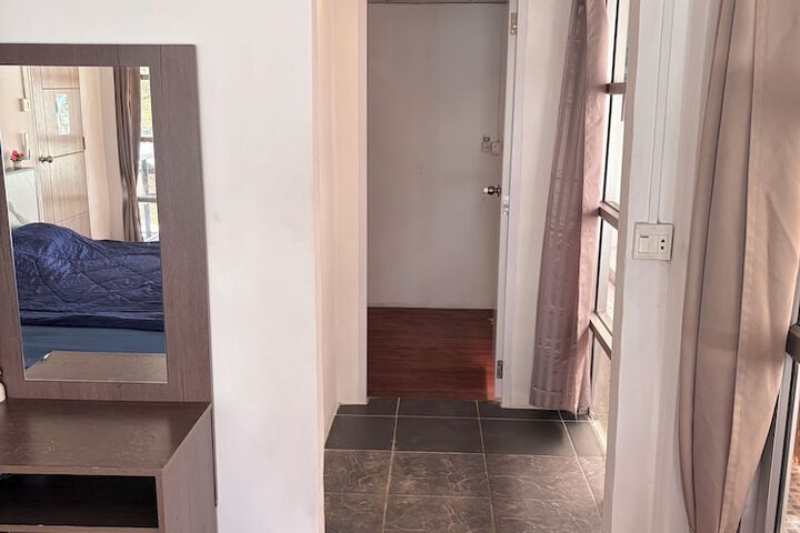 Room 25 of 52