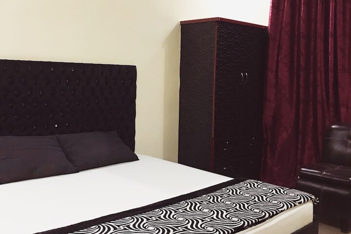 Room 5 of 29