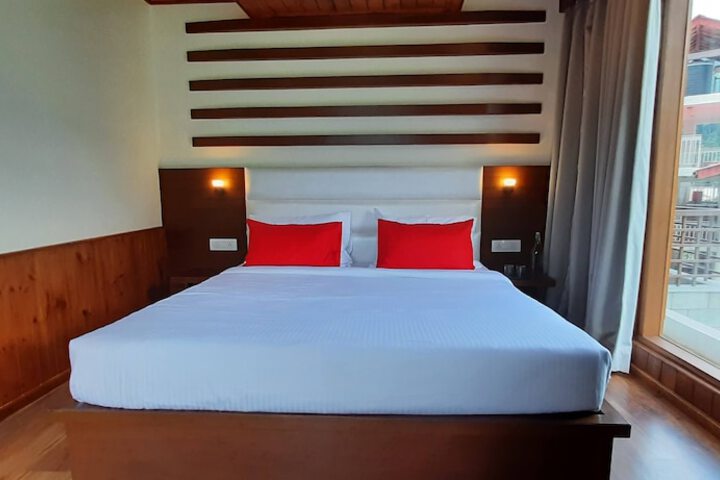Room 3 of 22