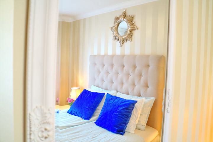 Room 21 of 334