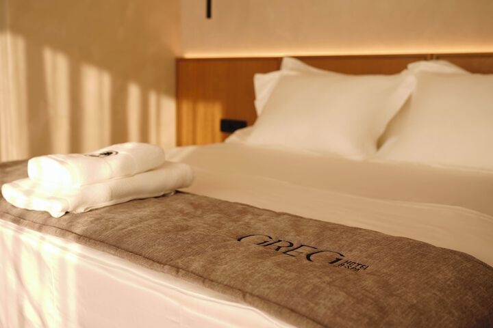 Room 14 of 37