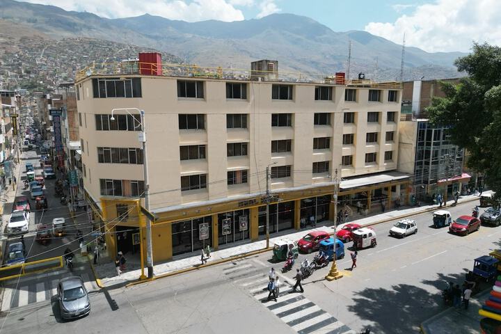 REAL HOTEL