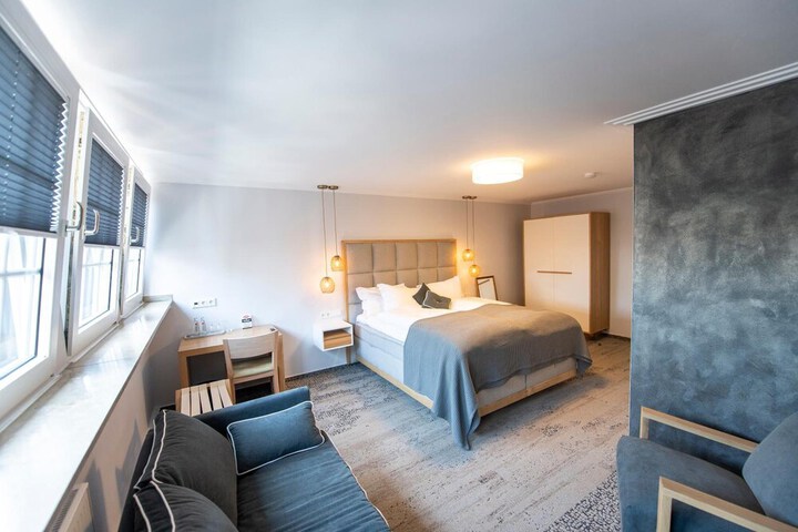 Room 15 of 41