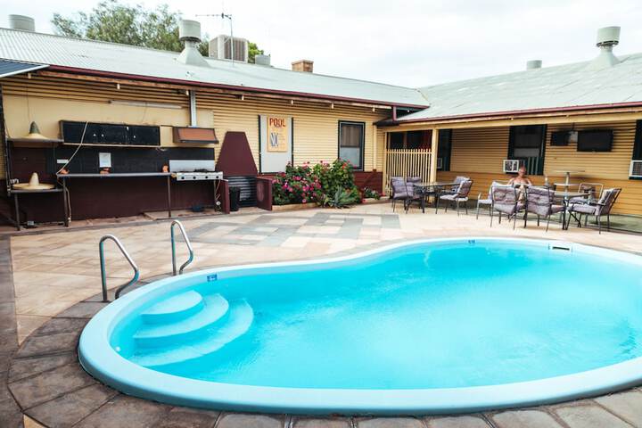 Hotel Pool