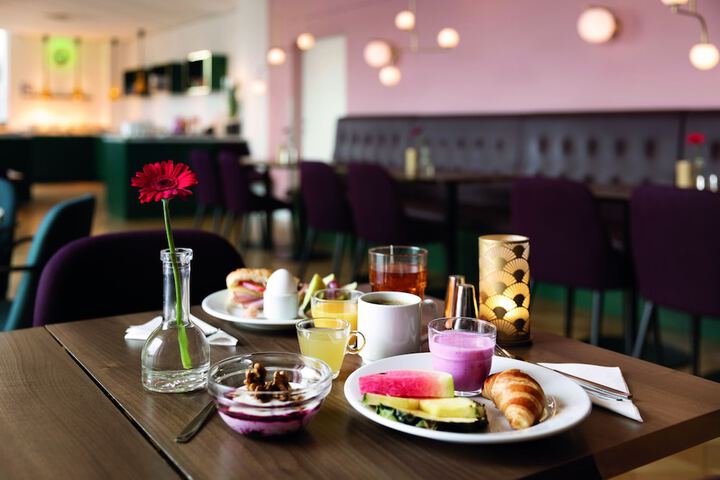 Breakfast/Coffee Service 54 of 61