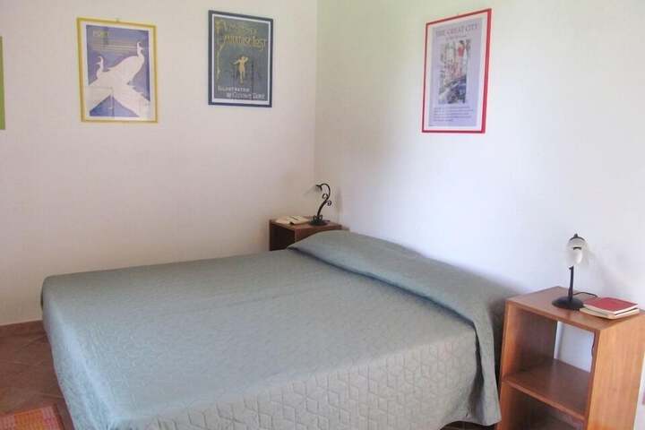 Room 12 of 34