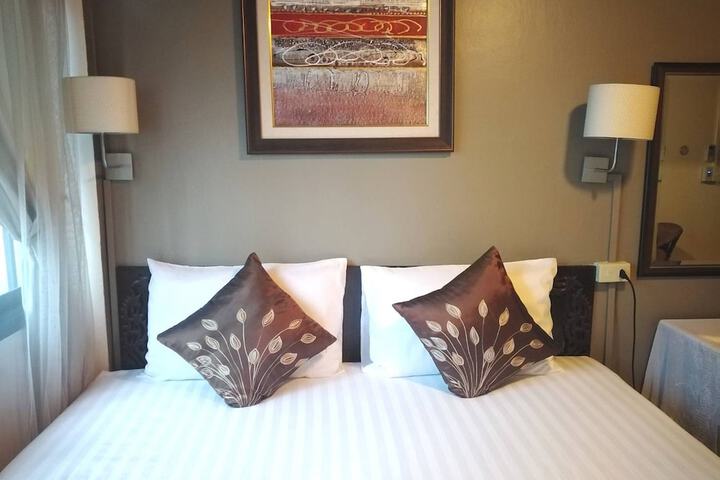 Room 16 of 42