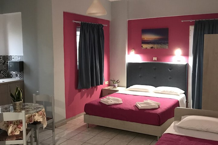 Room 4 of 19