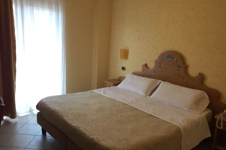 Room 15 of 47