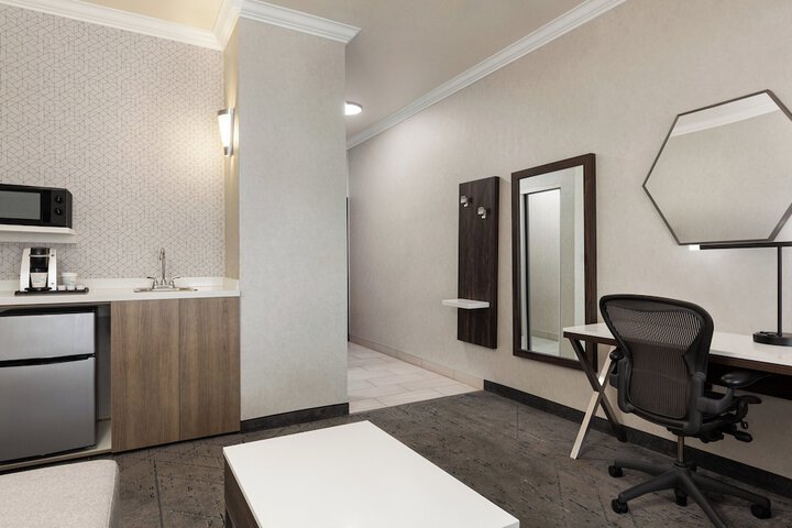 Room amenity