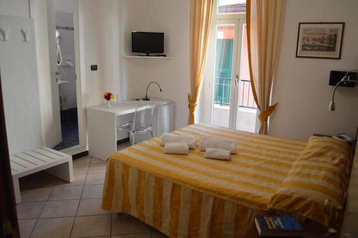 Room 14 of 51