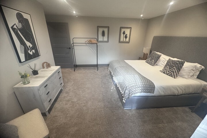 Room 46 of 250