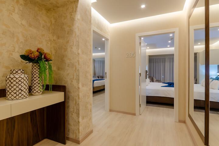 Room 48 of 108