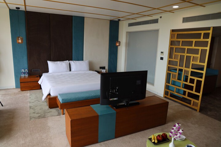 Room 20 of 118