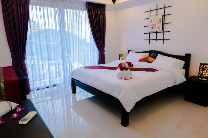 Room 4 of 38